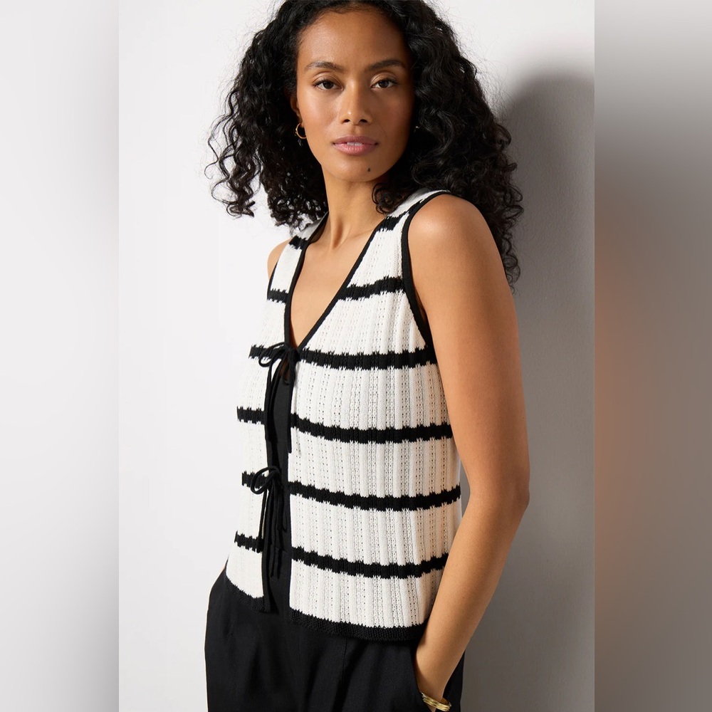 EVEREVE Lou Tie Tank Knit Top White & Black Striped Womens Like New
